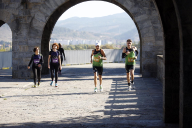 Fotos de la XII Carrera Solidaria Navarra en favor de ANFAS