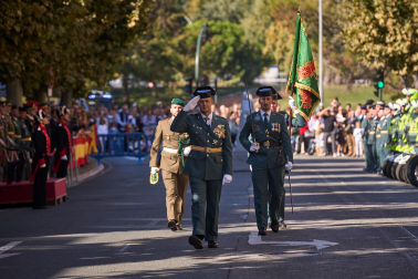 Fotos del desfile de la Guardia Civil en Pamplona por la festividad de la Virgen del Pilar