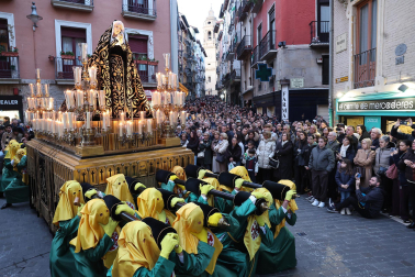 Fotos de la procesión de Viernes Santo en Pamplona