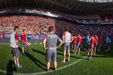 El osasunismo se conjuró este viernes, 22 de mayo, en el estadio de El Sadar para apoyar a los suyos antes del vital encuentro de última jornada contra el Getafe