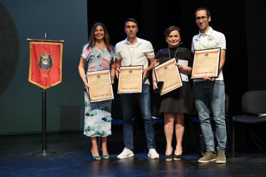 Mariló Montero, Peio Etxeberria, Maria José Calasanz y el Club Atlético Deportivo Tafalla son los nuevos Miembros de Honor de la Orden del Cuto Divino.