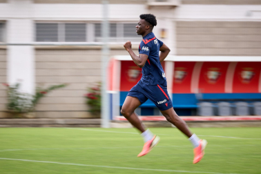 Fotos del entrenamiento de Osasuna con la presencia de Rockson Yeboah este viernes 21 de agosto