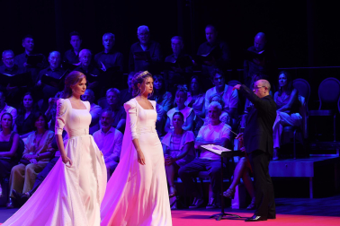 Fotos de la pasarela 20.20 de peinados de novia en Baluarte