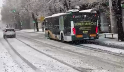 La línea 18, en la avenida Baja Navarra de Pamplona