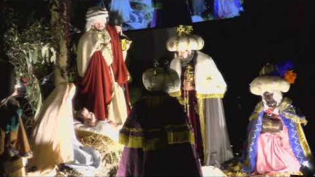Los Reyes Magos adoran adoran al Niño Jesús en la Capilla de San Fermín
