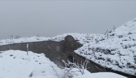 Un manto de nieve cubre el Fuerte de San Cristóbal