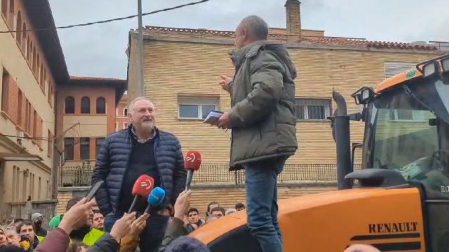 Así ha sido el inicio de las declaraciones que han hecho los representantes de los agricultores navarros para comunicar lo acordado con el Gobierno de Navarra