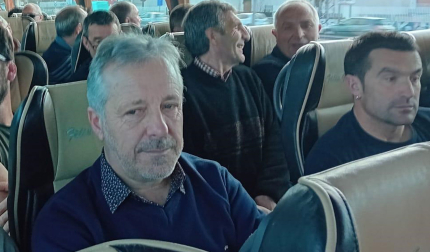 La Unión de Agricultores y Ganaderos de Navarra ha fletado cinco autobuses para participar este lunes en la protesta convocada en la capital