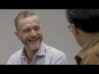 En este vídeo los protagonistas descubrirán varias conexiones inesperadas.