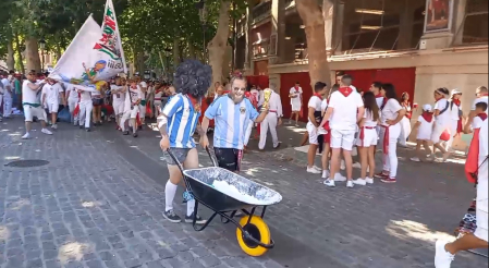 Después de poner a bailar al Navarra Arena a ritmo de Calamaro, 'Maradona' hace doblete y va a los toros