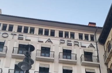El diestro salió a petición de una muchedumbre que le jaleaba: "¡José Antonio Morante de la Puebla!"