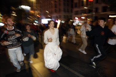 Fotos de Rosalía a su llegada a Callao en una aparición sorpresa para presentar su cuarto álbum, este lunes en Madrid