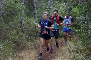 Corredores participantes en la V Betagarri Trail de Ancín este sábado, 25 de octubre /