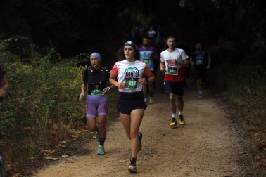 Corredores participantes en la V Betagarri Trail de Ancín este sábado, 25 de octubre /