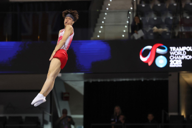 Segunda jornada del Campeonato del Mundo de Gimnasia de Trampolín en Pamplona.