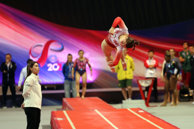 Segunda jornada del Campeonato del Mundo de Gimnasia de Trampolín en Pamplona.