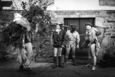Enmascarados (finalista 'Emoción en blanco y negro' del Concurso Conocer Navarra 2025)