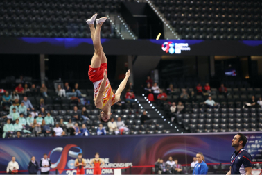 Tercera jornada del Campeonato del Mundo de Gimnasia de Trampolín en Pamplona.