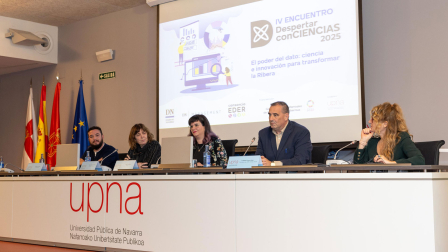 Participantes en eI V Encuentro Despertar conCiencias celebrado este martes en Tudela