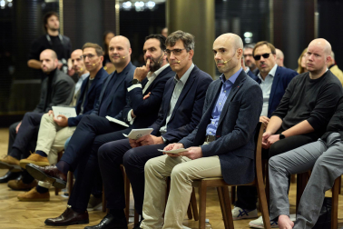 Fotos de la presentación de BENCO, empresa de consultoría