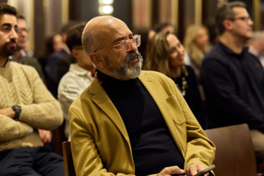Fotos de la presentación de BENCO, empresa de consultoría