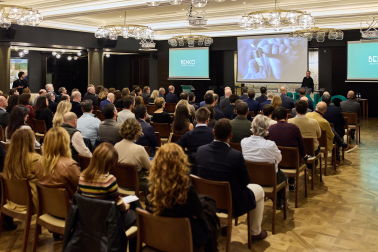 Fotos de la presentación de BENCO, empresa de consultoría