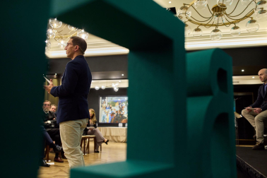 Fotos de la presentación de BENCO, empresa de consultoría