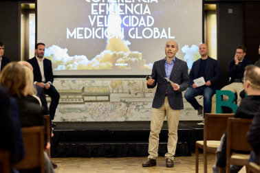 Fotos de la presentación de BENCO, empresa de consultoría