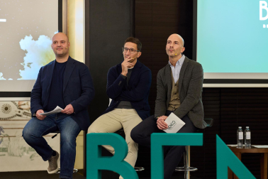 Fotos de la presentación de BENCO, empresa de consultoría