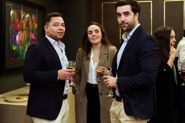 Fotos de la presentación de BENCO, empresa de consultoría