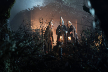 Iñake Irastorza, Elena Irureta y Ane Gabarain en una escena de 'Gaua'