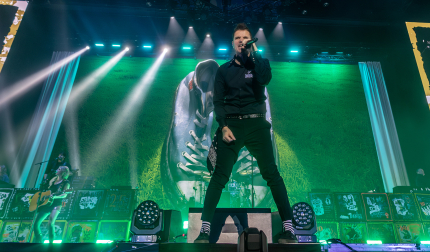 El cantante Dani Martín, durante su concierto en el Movistar Arena dentro de su gira ‘25 P*t*s Años’ /