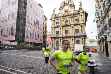Participantes en la VII Carrera Popular Solidaria '+e' del Teléfono de la Esperanza de Navarra disputada en Pamplona /