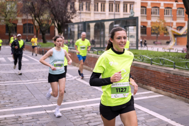 Participantes en la VII Carrera Popular Solidaria '+e' del Teléfono de la Esperanza de Navarra disputada en Pamplona /