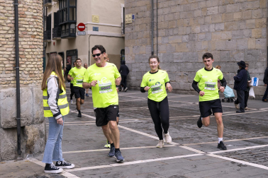 Participantes en la VII Carrera Popular Solidaria '+e' del Teléfono de la Esperanza de Navarra disputada en Pamplona /