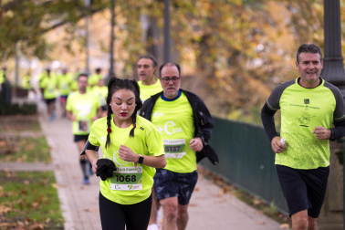 Participantes en la VII Carrera Popular Solidaria '+e' del Teléfono de la Esperanza de Navarra disputada en Pamplona /