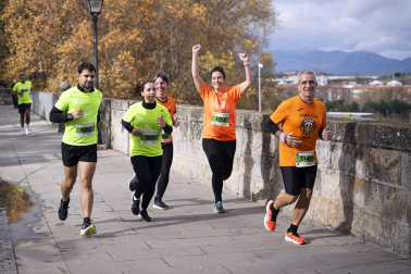 Participantes en la VII Carrera Popular Solidaria '+e' del Teléfono de la Esperanza de Navarra disputada en Pamplona /