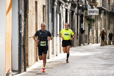 Participantes en la VII Carrera Popular Solidaria '+e' del Teléfono de la Esperanza de Navarra disputada en Pamplona /