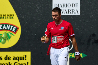 Final del Cuatro y Medio: Peio Etxeberria-Javier Zabala.