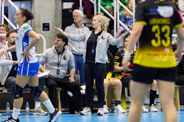 Yellow Winterthur-Replasa Beti Onak: partido de la EHF European Cup.