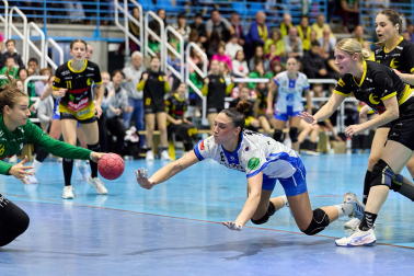 Yellow Winterthur-Replasa Beti Onak: partido de la EHF European Cup.