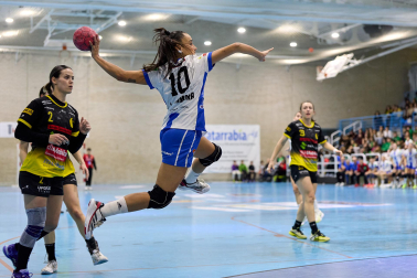 Yellow Winterthur-Replasa Beti Onak: partido de la EHF European Cup.