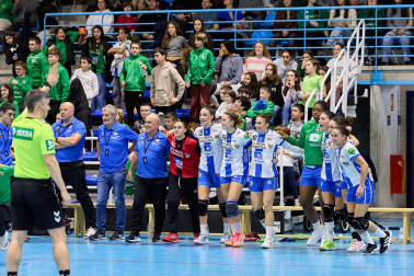 Yellow Winterthur-Replasa Beti Onak: partido de la EHF European Cup.