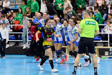 Yellow Winterthur-Replasa Beti Onak: partido de la EHF European Cup.