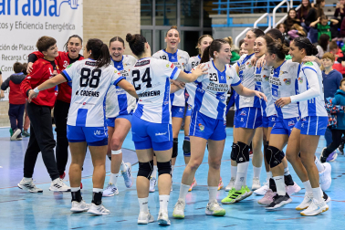 Yellow Winterthur-Replasa Beti Onak: partido de la EHF European Cup.