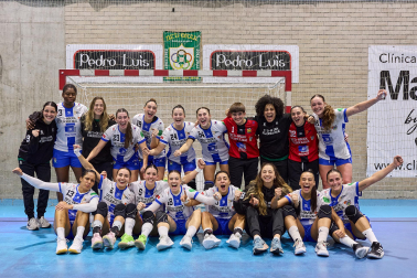 Yellow Winterthur-Replasa Beti Onak: partido de la EHF European Cup.