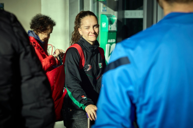 Fotos de la llegada de la selección española de frontball a Pamplonaco.