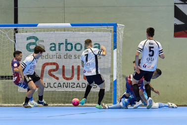 Fotos del choque de la Copa del Rey de fútbol sala entre Vulcanizados Ruiz TAFA y el Noia Portus
