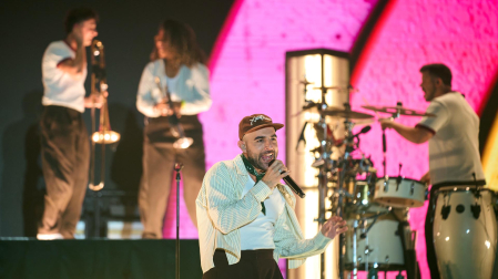 Fotos del concierto de Nil Moliner en el Navarra Arena