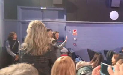 Entrada de la reina Letizia en el cine Moncayo
